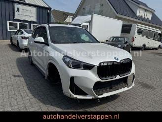 Voiture accidenté BMW X1 xDrive30e M Sport HUD Pano Harman VOLL 2023/3