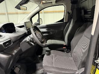 Peugeot Partner 1.5BlueHDI 96kW Automaat 130 Eat8 S&S picture 30