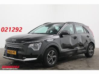 Unfallwagen Kia Niro 1.6 GDi Hybrid LED ACC Apple/Android Camera PDC 2022/10