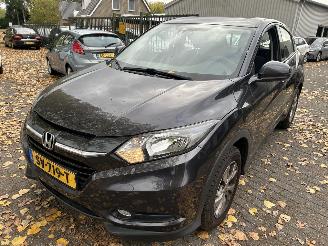 damaged passenger cars Honda Hr-v 1.5 V-Tec Elegance 2016/5