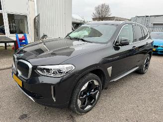 krockskadad bil auto BMW iX3 High Executive 80 kWh 2021/8