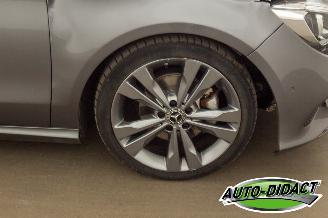 Mercedes Cla-klasse 180 90kW Automaat Navi Camera Airco Shooting Brake picture 31